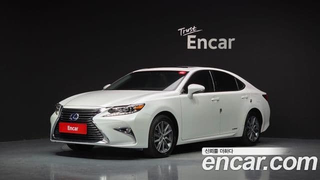 Lexus ES300h 2018 — Şəkil 4/30