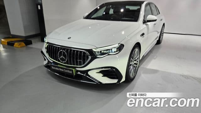 Mercedes-Benz E-Class 2026 — Photo 8/20
