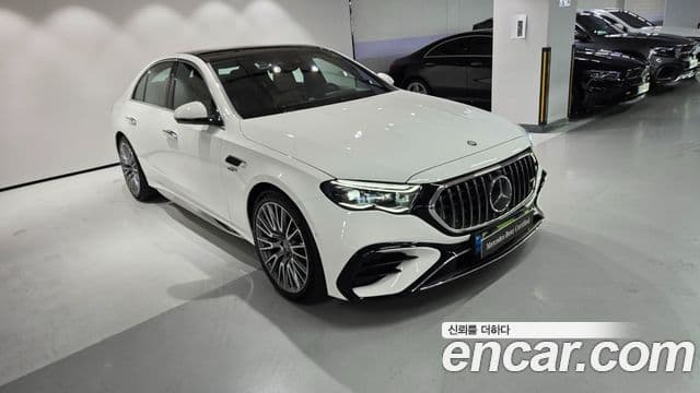 Mercedes-Benz E-Class 2026 — Photo 17/20