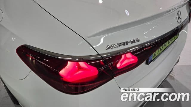 Mercedes-Benz E-Class 2026 — Photo 4/20