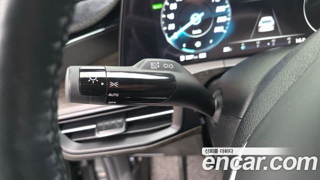 Kia K8 2023 — Photo 4/35