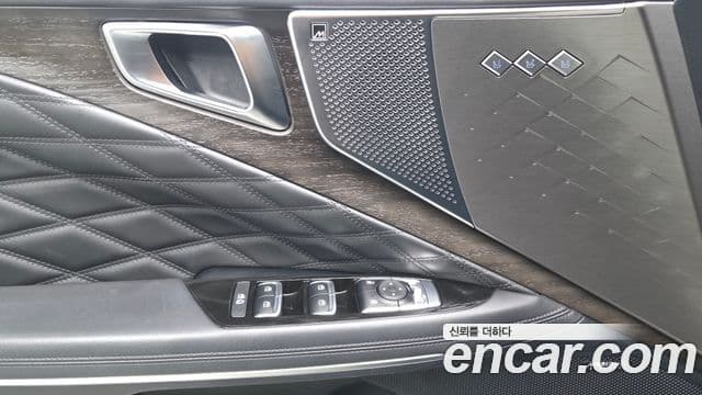 Kia K8 2023 — Şəkil 30/35