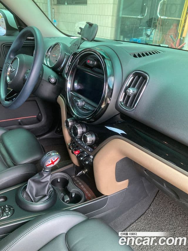 Mini Cooper Countryman 2018 — Şəkil 6/11