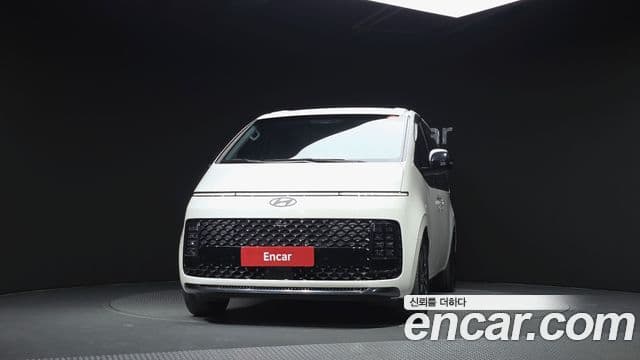 Hyundai Staria 2024 — Фото 3/20