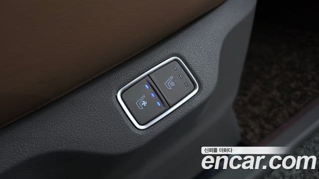 Hyundai Staria 2024 — Фото 19/20