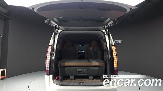 Hyundai Staria 2024 — Фото 20/20