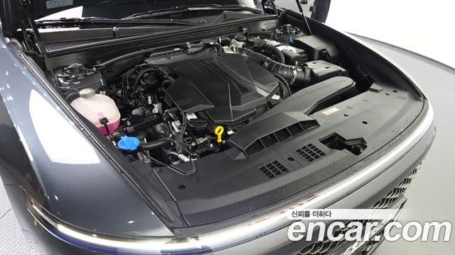 Hyundai Grandeur Hybrid 2023 — Photo 20/20
