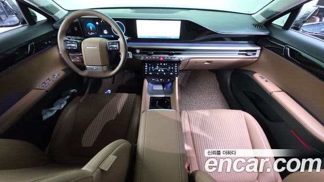 Hyundai Grandeur Hybrid 2023 — Photo 13/20