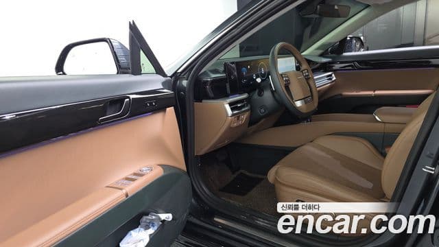 Hyundai Grandeur Hybrid 2023 — Photo 2/20
