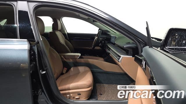 Hyundai Grandeur Hybrid 2023 — Photo 5/20