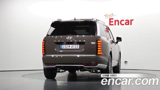Hyundai Palisade 2025 — Photo 26/33