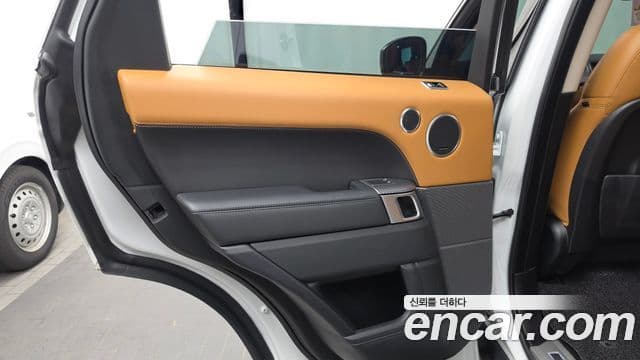 Land Rover Range Rover Sport 2021 — Şəkil 27/37