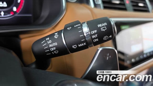 Land Rover Range Rover Sport 2021 — Photo 31/37