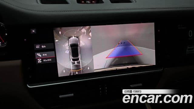 Porsche Cayenne 2021 — Photo 11/20