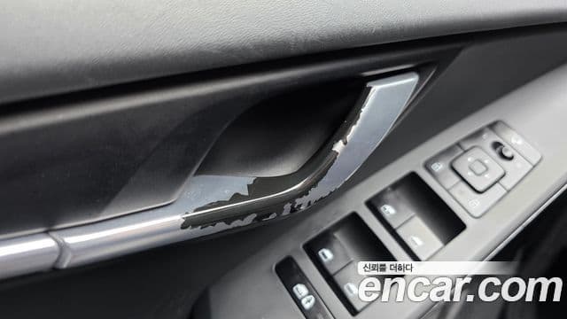 Kia Niro 2022 — Photo 8/35