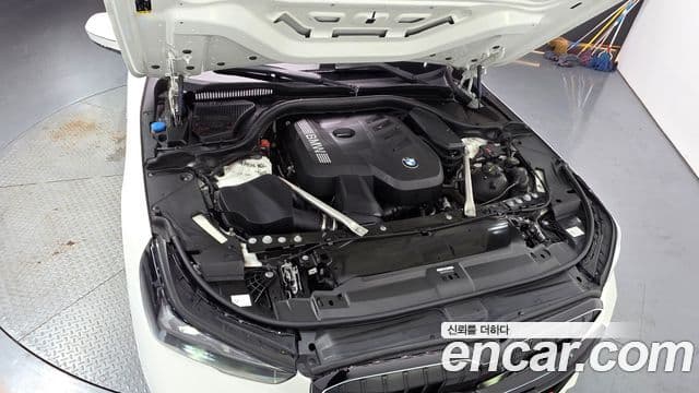 BMW 5 Series 2025 — Photo 15/35