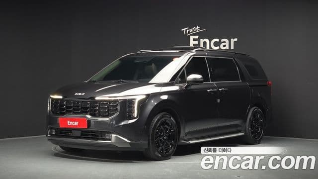 Kia Carnival 2024 — Фото 1/20