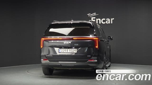 Kia Carnival 2024 — Фото 4/20
