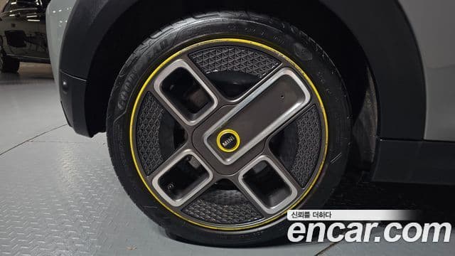 Mini Cooper Electric 2022 — Şəkil 30/30