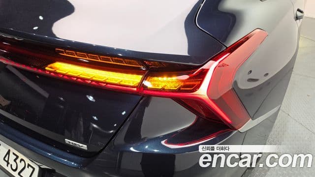 Kia K8 2023 — ფოტო 5/33
