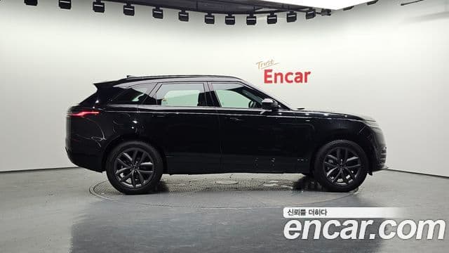 Land Rover Range Rover Velar 2026 — Фото 5/20