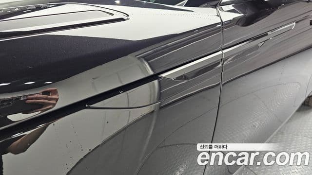 Land Rover Range Rover Velar 2026 — Фото 20/20