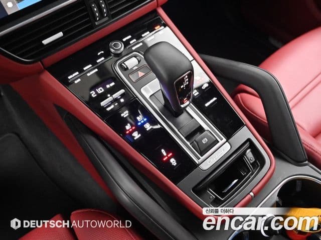 Porsche Cayenne 2023 — Photo 14/20