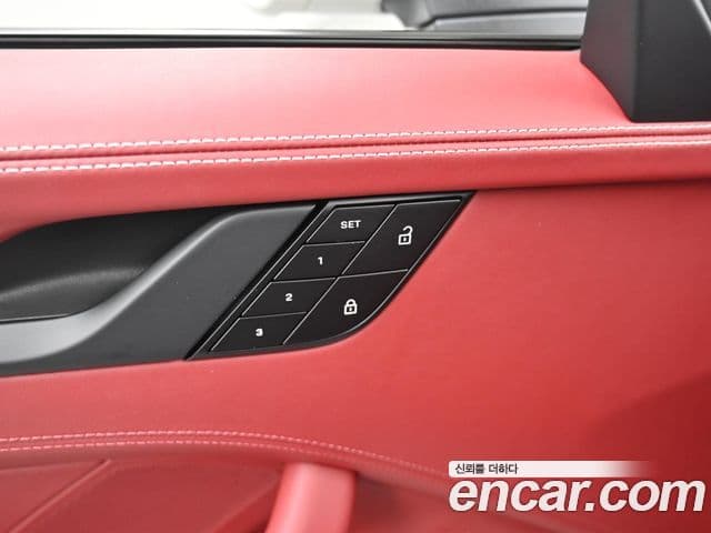 Porsche 911 2024 — Photo 4/20