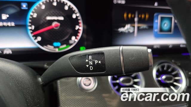 Mercedes-Benz E-Class 2020 — ფოტო 27/30