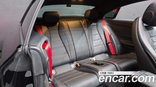 Mercedes-Benz E-Class 2020 — ფოტო 18/30