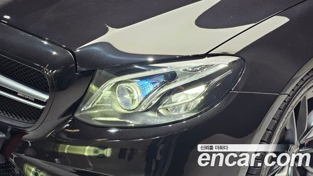 Mercedes-Benz E-Class 2020 — ფოტო 8/30