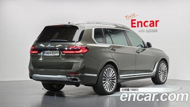BMW X7 2023 — Photo 11/31
