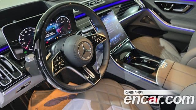Mercedes-Benz S-Class 2025 — Photo 19/20