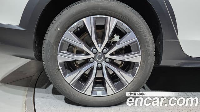 Volvo V90 Cross Country 2024 — Şəkil 32/33
