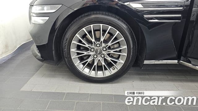 Genesis G80 2021 — ფოტო 19/35