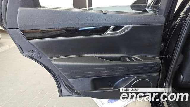 Genesis G80 2021 — ფოტო 24/35