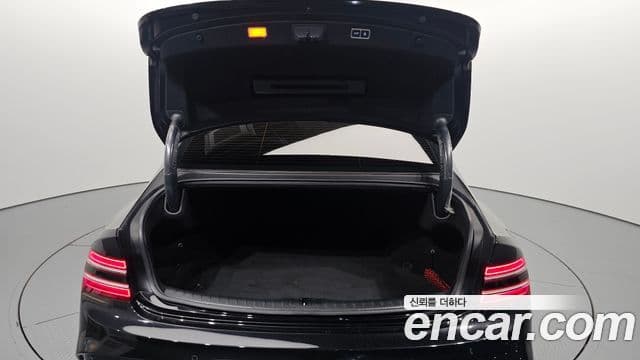 Genesis G80 2024 — ფოტო 32/33