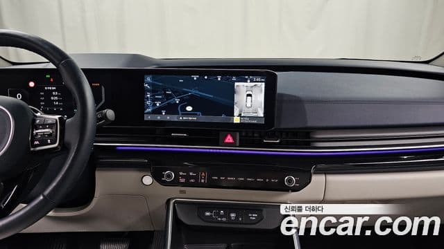 Kia Carnival 2024 — Photo 29/35
