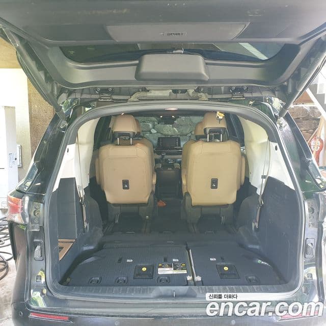 Toyota Sienna 2022 — Photo 20/20