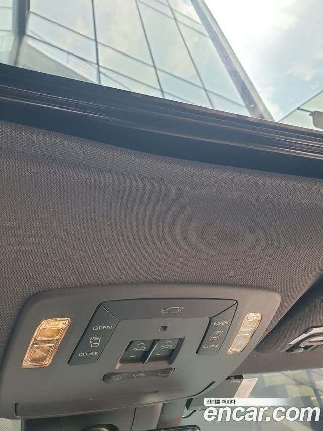 Toyota Sienna 2022 — Photo 18/20