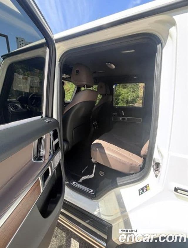 Mercedes-Benz G-Class 2026 — Photo 7/16