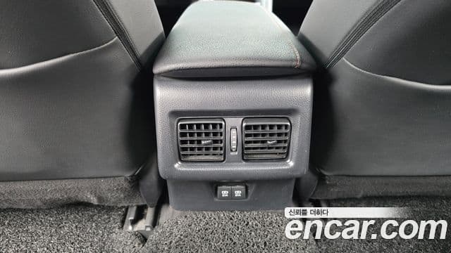 Toyota Camry 2018 — ფოტო 5/20
