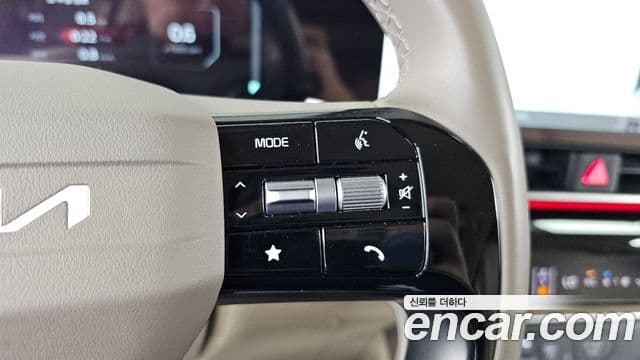 Kia Carnival 2025 — Şəkil 24/37