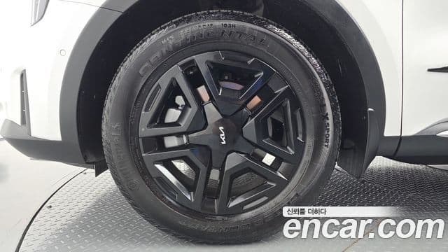 Kia Sorento 2024 — Photo 8/34