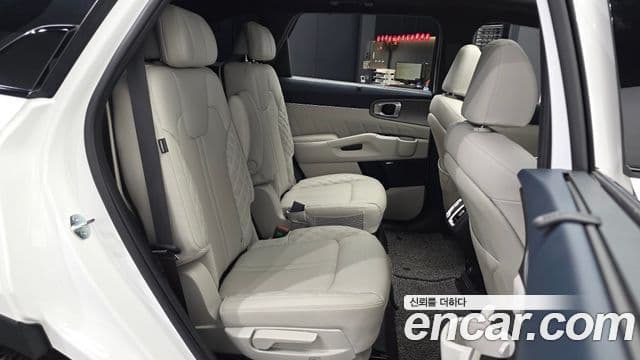 Kia Sorento 2024 — Photo 17/34