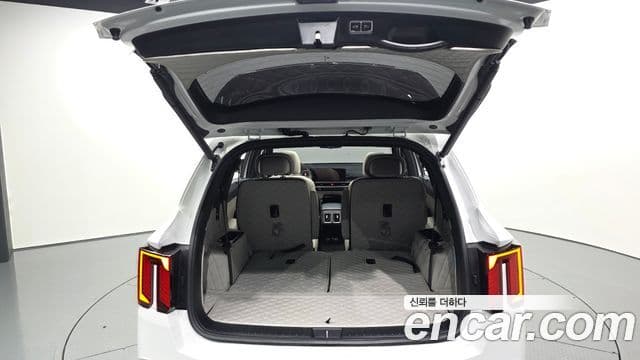 Kia Sorento 2024 — Photo 32/34
