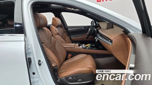 Genesis G80 2023 — ფოტო 17/20