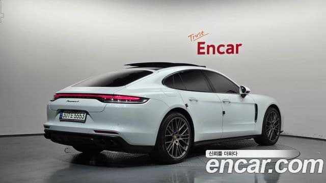 Porsche Panamera 2022 — Şəkil 19/20
