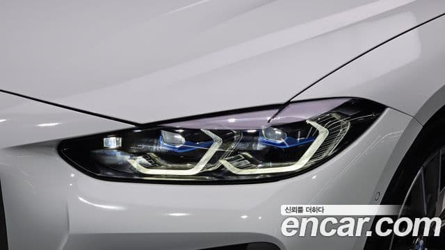 BMW 4 Series 2023 — Şəkil 33/33