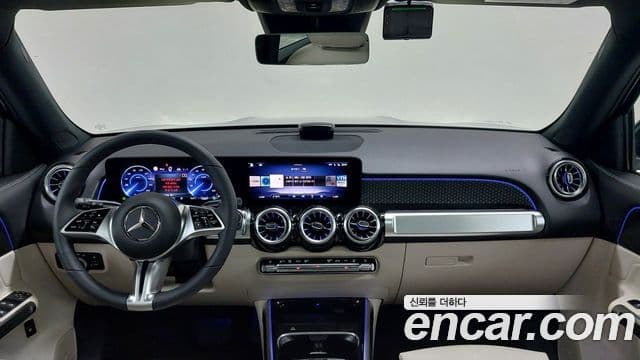 Mercedes-Benz EQB 2025 — ფოტო 16/18